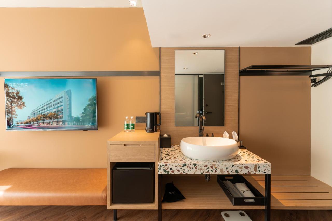 Mia Hotel - Shanghai Xuhui Jiaotong University ภายนอก รูปภาพ